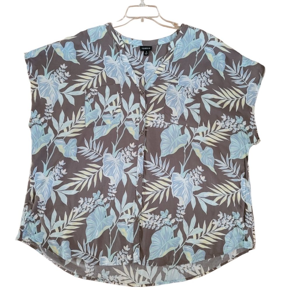 Torrid Challis Button-Front Dolman Sleeve Top - Picture 6 of 9